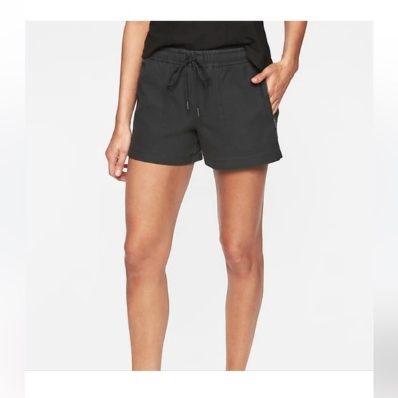 NWT new 14 Athleta farallon shorts dark gray charcoal mid rise drawstring - Picture 10 of 13